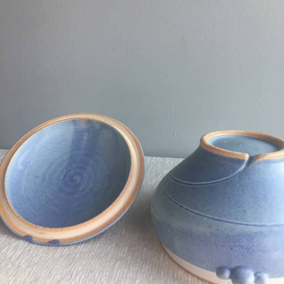 HANDMADE porcelain covered dish - Picture 6 of 6